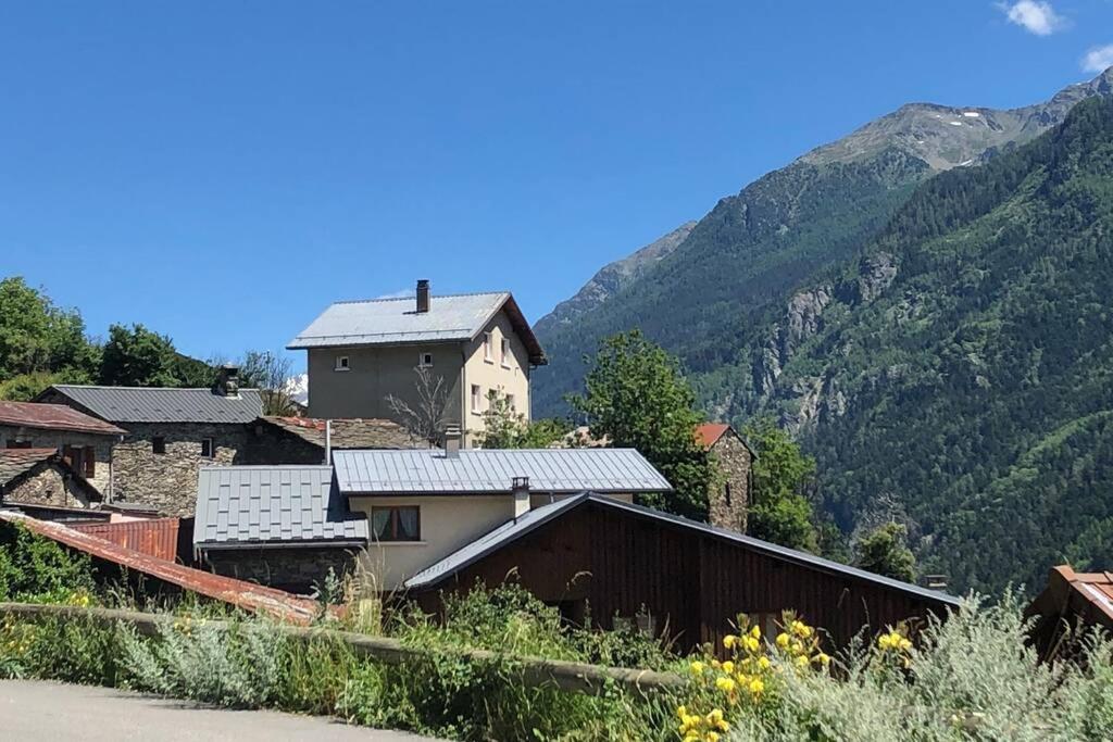 Logement Renove Avec Vue Panoramique La Saussaz ภายนอก รูปภาพ